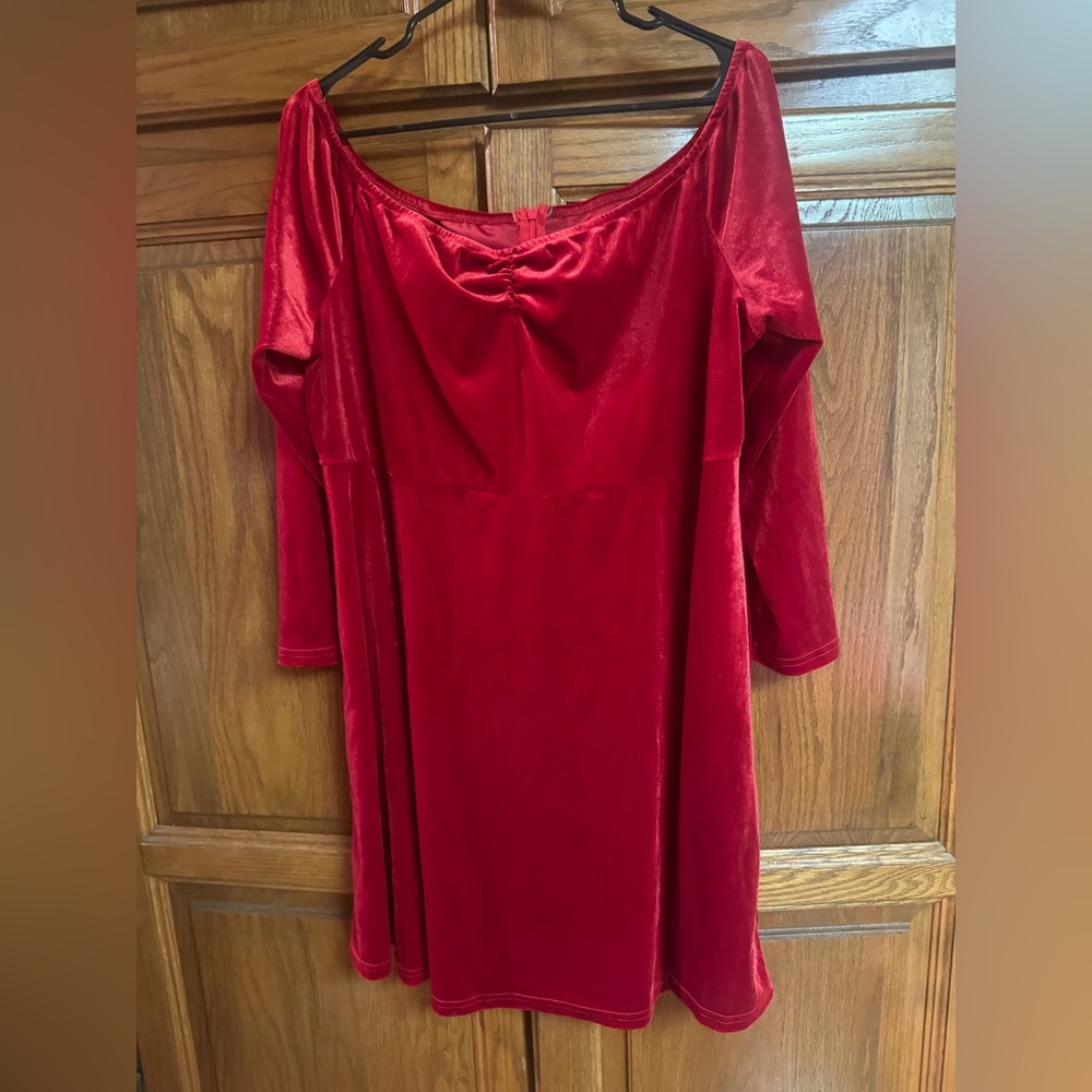 SHEIN Curve velvet red dress super soft 3XL cute on long sleeve stretch